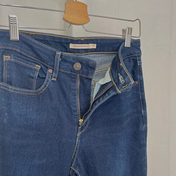 LEVI'S Levis Womens 725 High Rise Bootcut Jeans Slim Leg Zip Fly Blue Size 27 - Picture 4 of 9